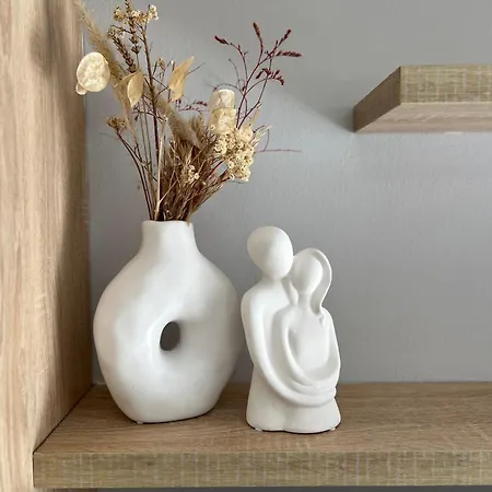 Meri's In Center * Shkodër